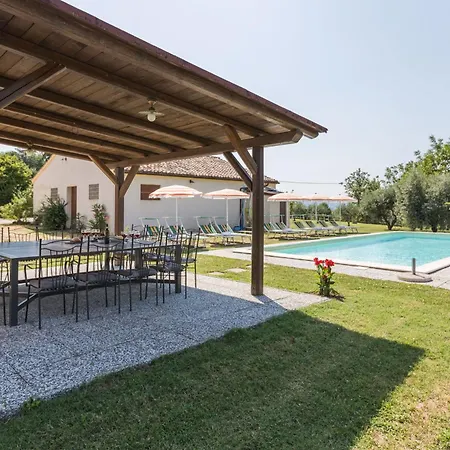 Felice, Private Pool And Hills פרגולה